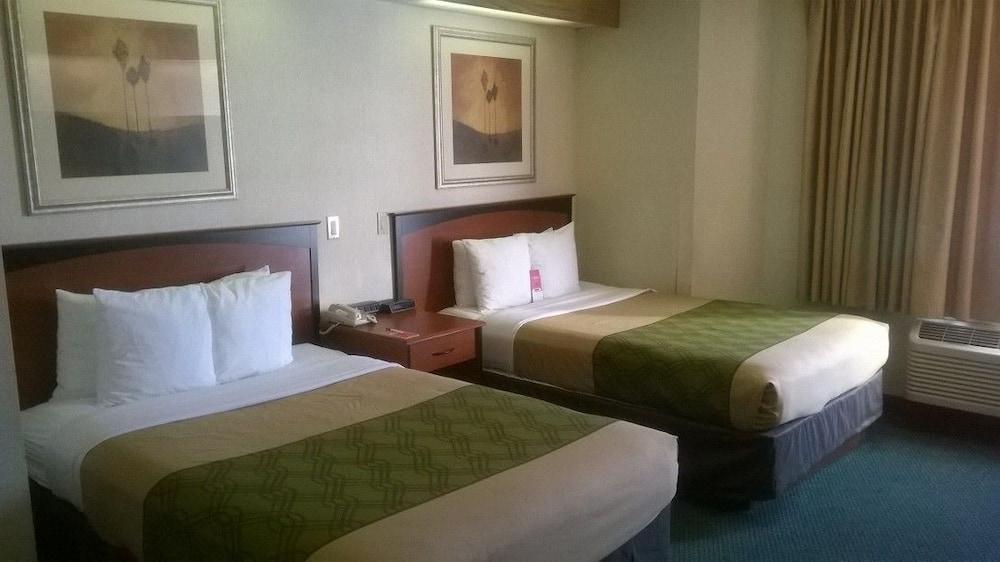 Econo Lodge North Academy Colorado Springs Buitenkant foto