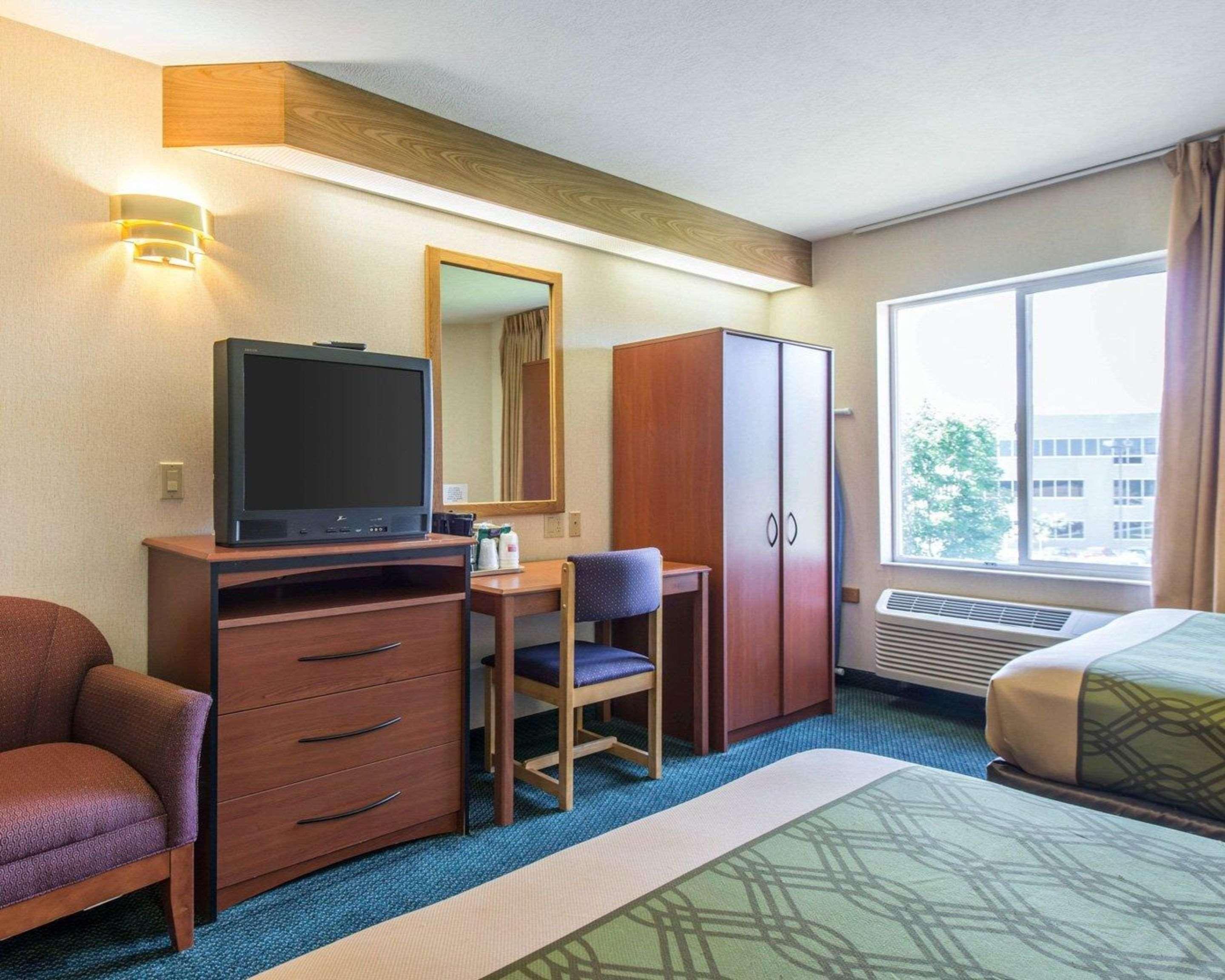 Econo Lodge North Academy Colorado Springs Buitenkant foto