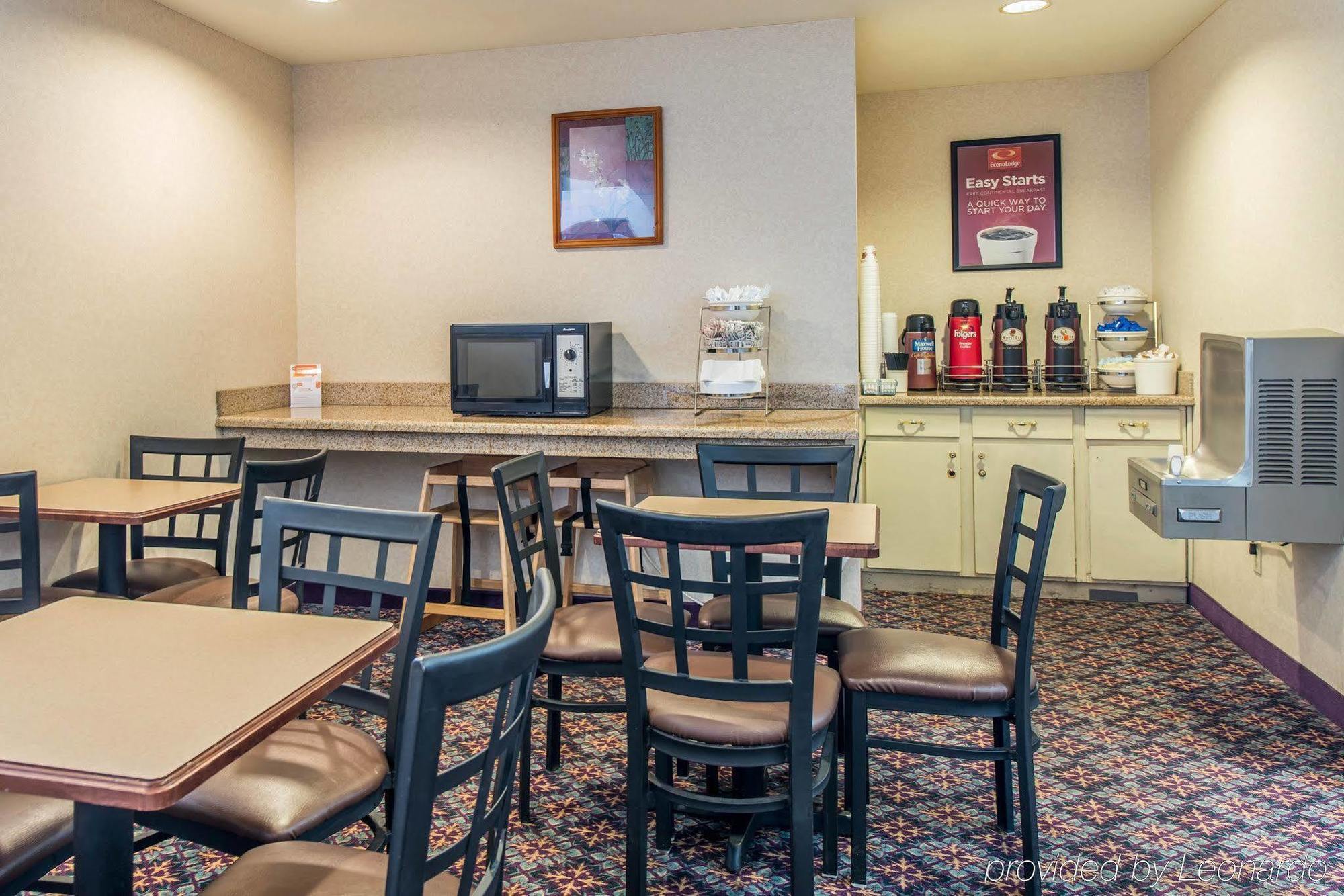 Econo Lodge North Academy Colorado Springs Buitenkant foto