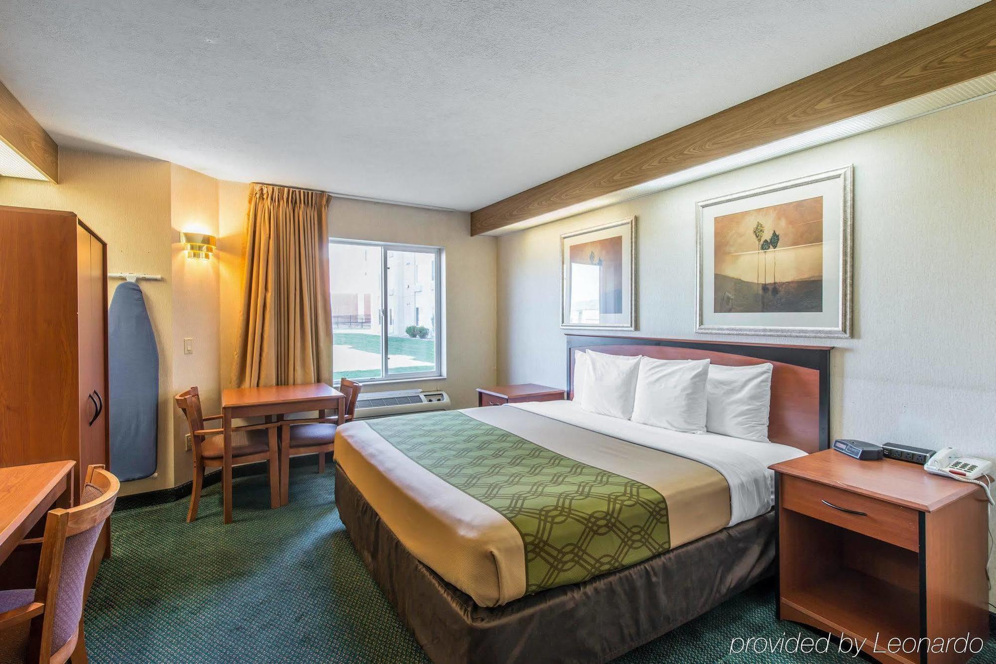 Econo Lodge North Academy Colorado Springs Buitenkant foto