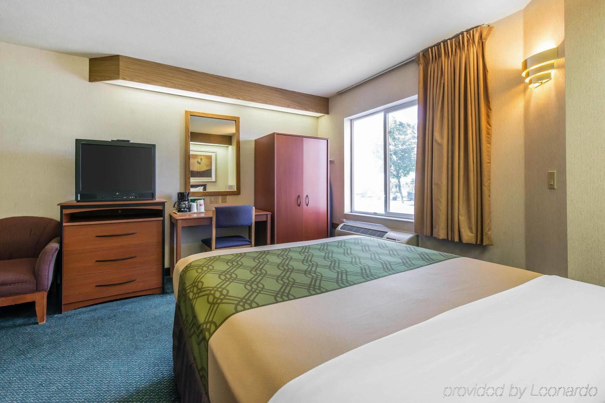 Econo Lodge North Academy Colorado Springs Buitenkant foto
